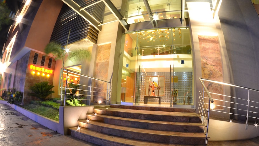 Hostalia Hotel Expo & Business Class