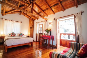 Comfort Suite | Iron/ironing board, free WiFi, bed sheets