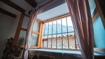 1 chambre, fer et planche Ă repasser, Wi-Fi gratuit, draps fournis
