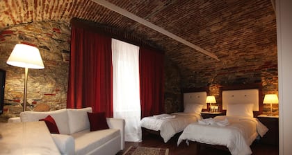 Aktaion Hotel