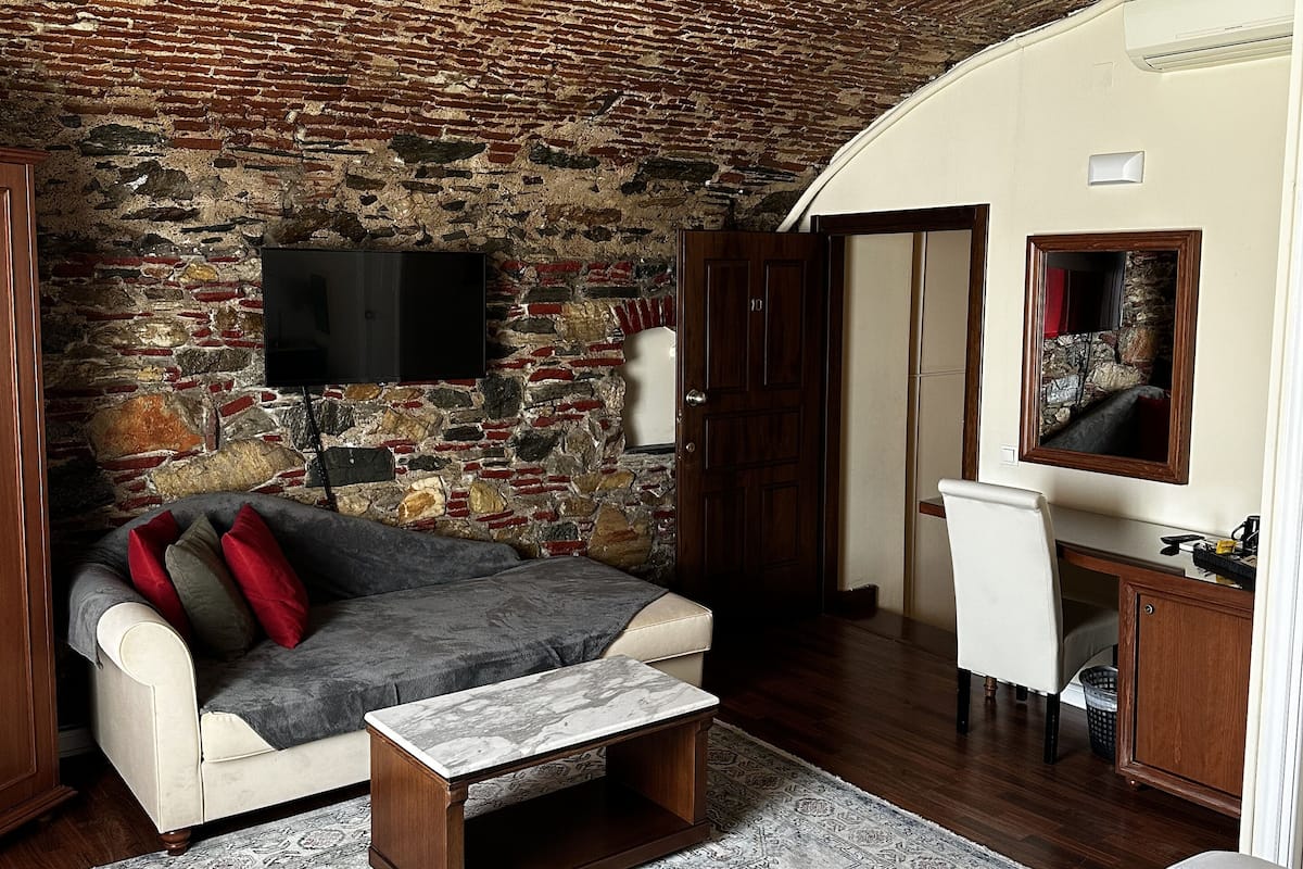 triple room, sea view | premium bedding, desk, laptop workspace, blackout curtains