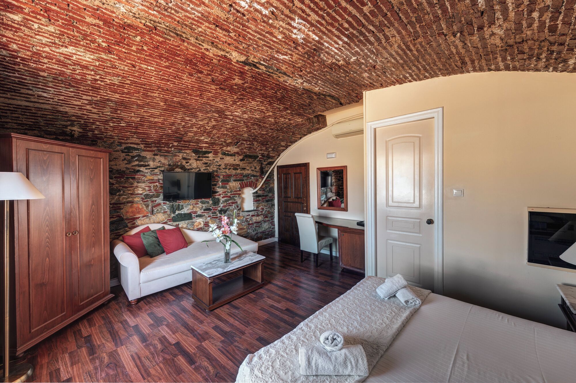 Romantic Triple Room, Sea View | Premium bedding, individually furnished, desk, laptop workspace