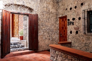 Hallway - Hotel Agua Escondida Taxco Centro (Taxco)