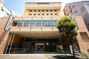 Front of property - YMCA Asia Youth Center (Tokyo)