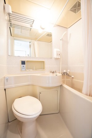 Free toiletries, hair dryer, bathrobes, slippers - YMCA Asia Youth Center (Tokyo)