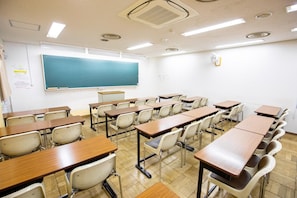 Meeting facility - YMCA Asia Youth Center (Tokyo)