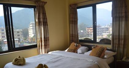 Hotel Fewa Holiday Inn