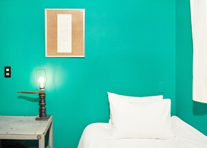 ROOM102 Renovation Single Non Smoking Women Only | Desk, laptop workspace, free WiFi - Apartment Hotel Shinjuku (Tokyo)