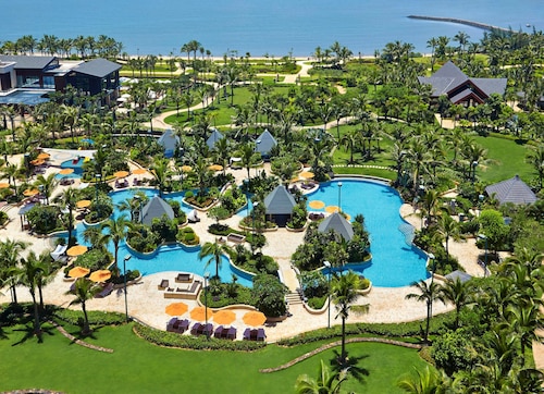 Grand Hotel Haikou (Managed by Accor)