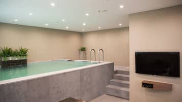 Family Suite (Free laundry and dry for 2+ nights / Pool access with fee, inquire 1 day ahead) | Private pool