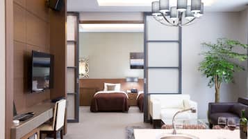 Family Suite (Free laundry and dry for 2+ nights / Pool access with fee, inquire 1 day ahead) | Literie de qualité supérieure, couette en duvet d'oie
