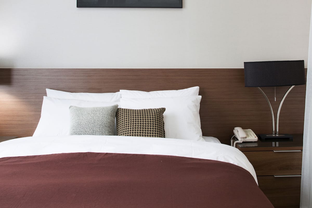 premium bedding, down duvets, in-room safe, blackout curtains