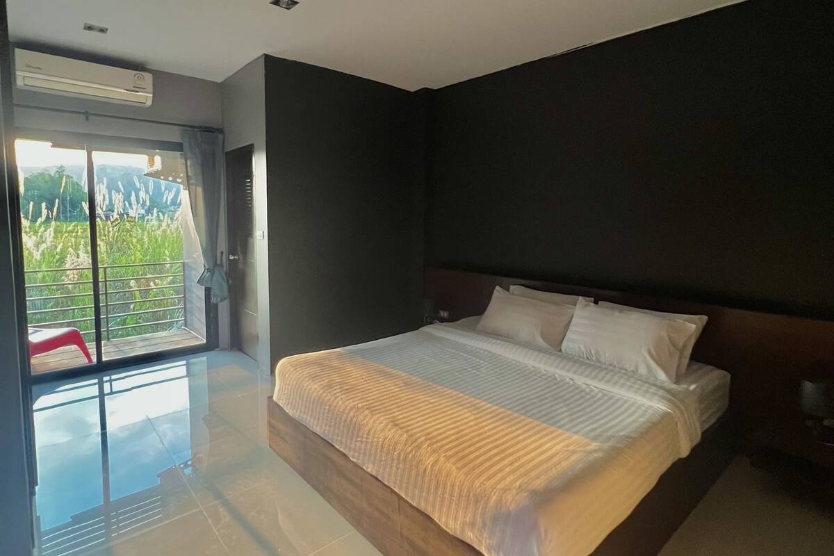 Colchones con acolchado adicional, minibar, escritorio y wifi gratis