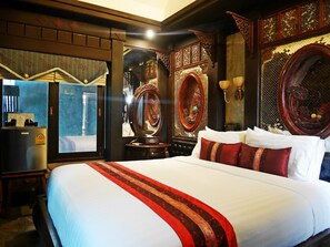 Chambre supĂ©rieure double | Minibar, coffre-fort, lit dâappoint (supplĂ©ment)