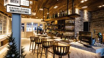 8 restaurantes: opção de café da manhã, almoço e jantar