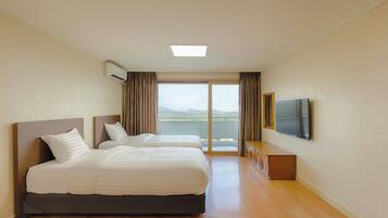 Literie de qualité supérieure, rideaux occultants, Wi-Fi gratuit