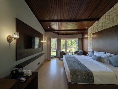 Kufri Heritage Resort & Spa