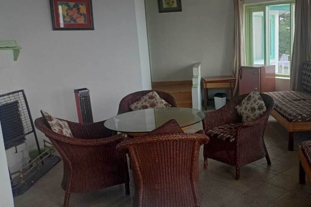 Two Bed Room Cottage | Living area