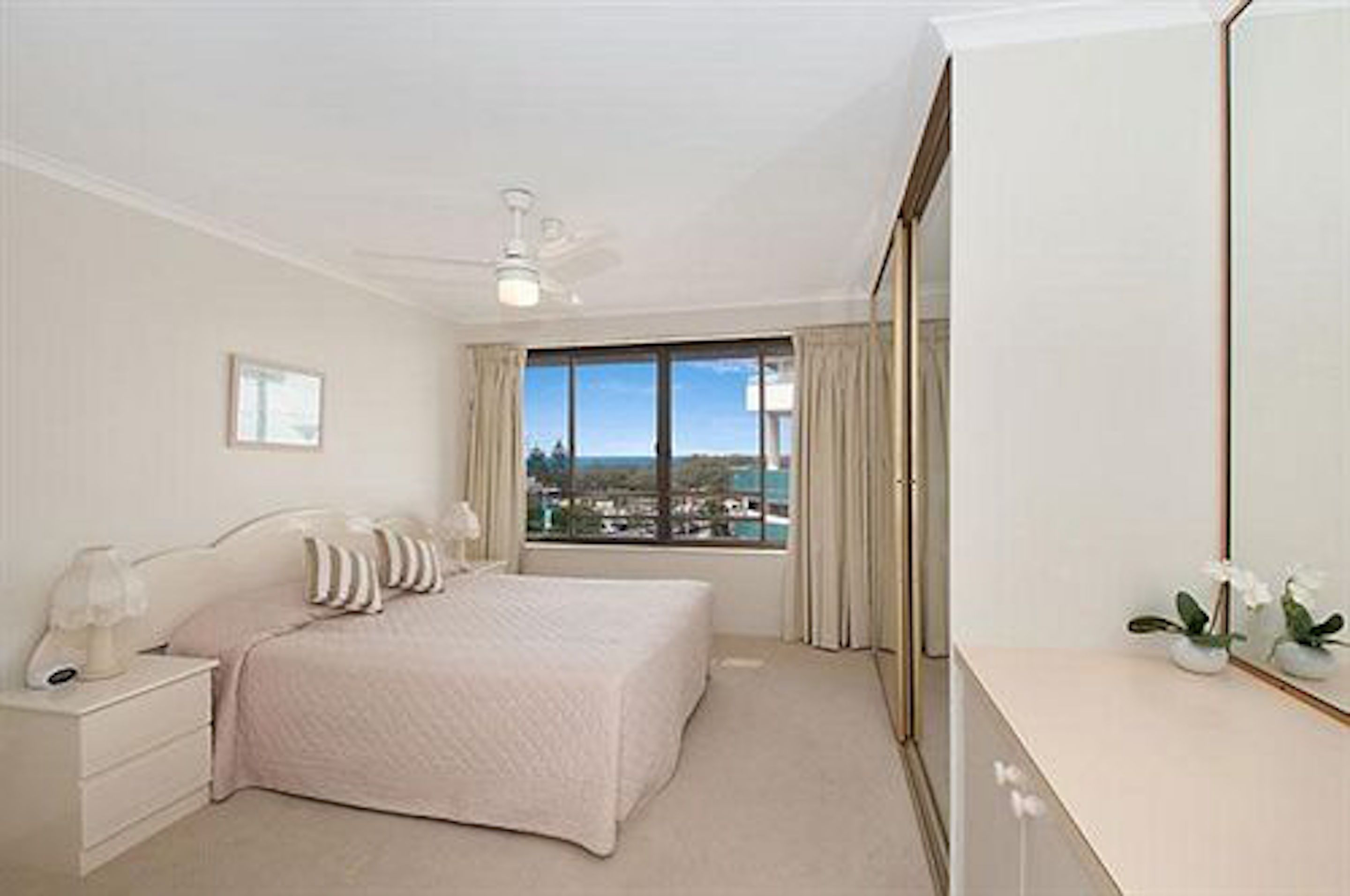 South Pacific Plaza — image 20