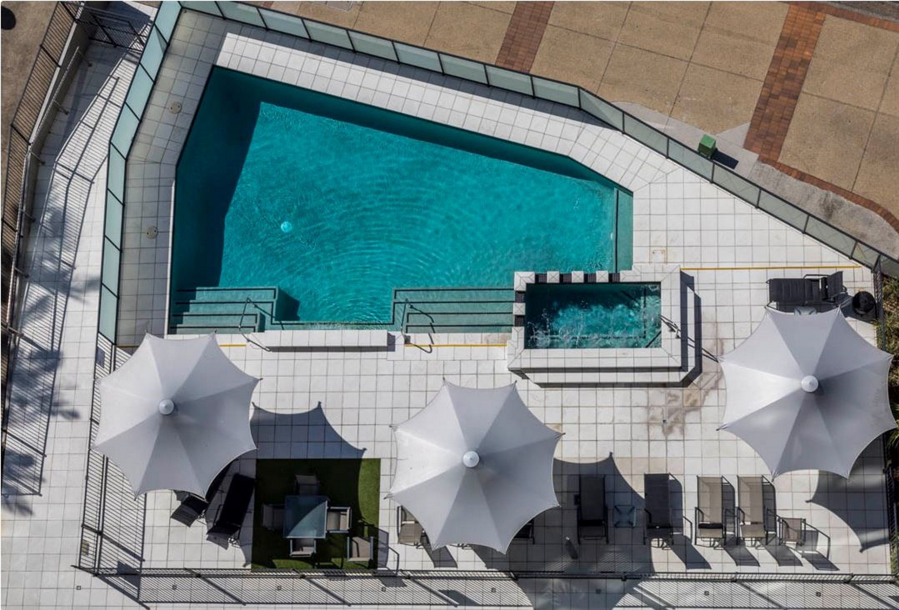 South Pacific Plaza — image 4