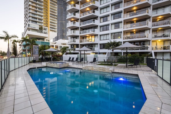 Outdoor pool, pool loungers