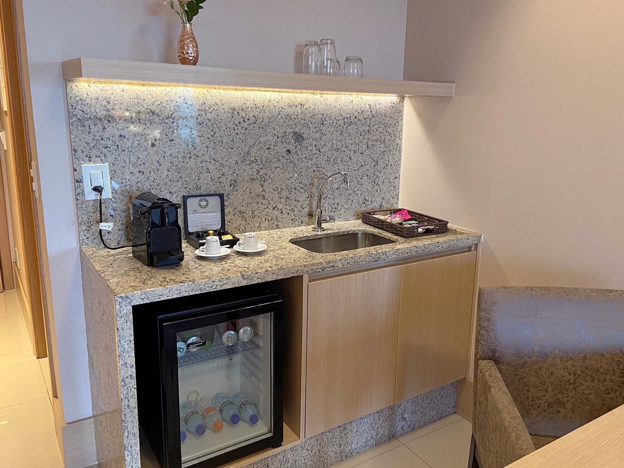 deluxe room, 1 double bed | private kitchen