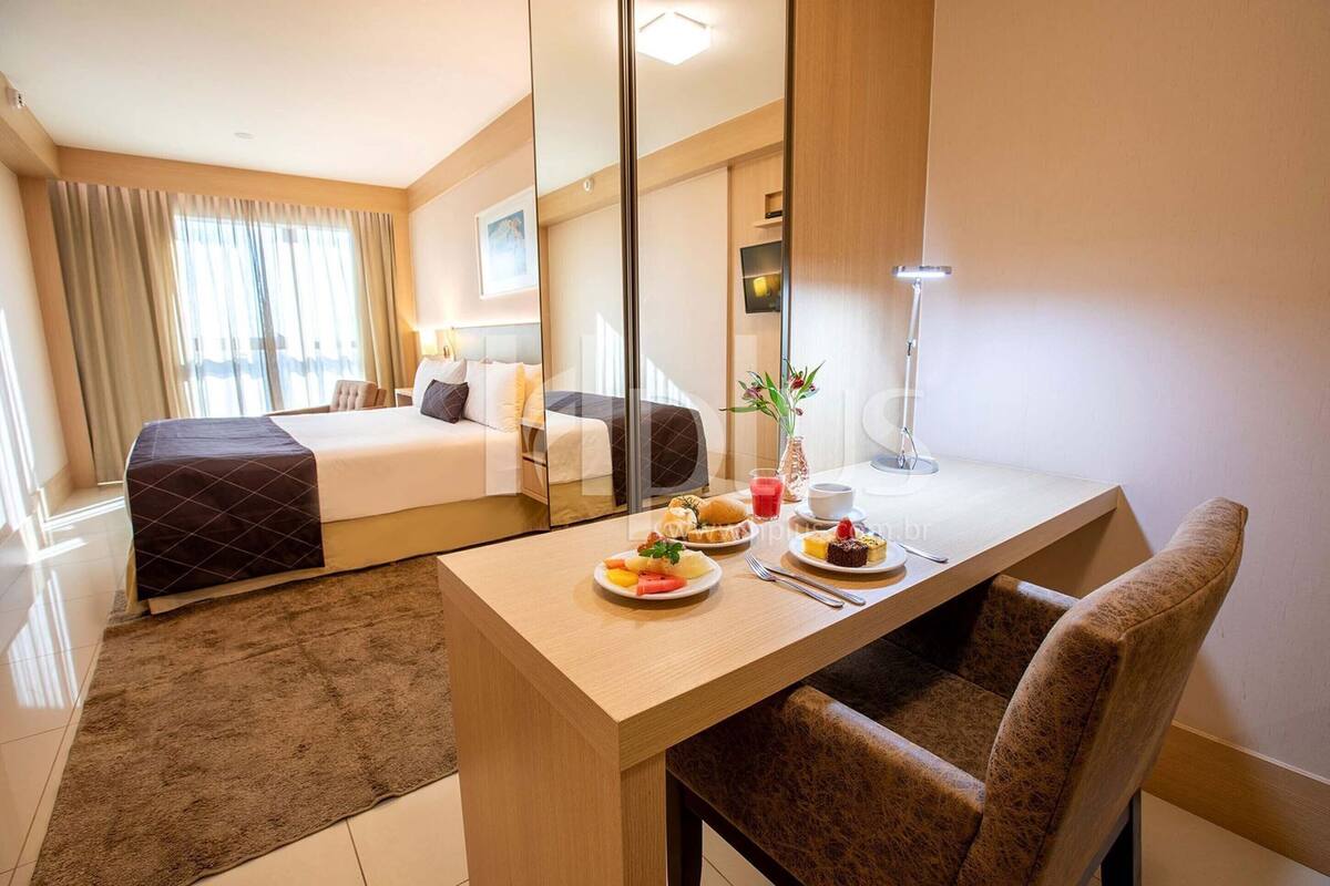 Minibar, in-room safe, desk, laptop workspace