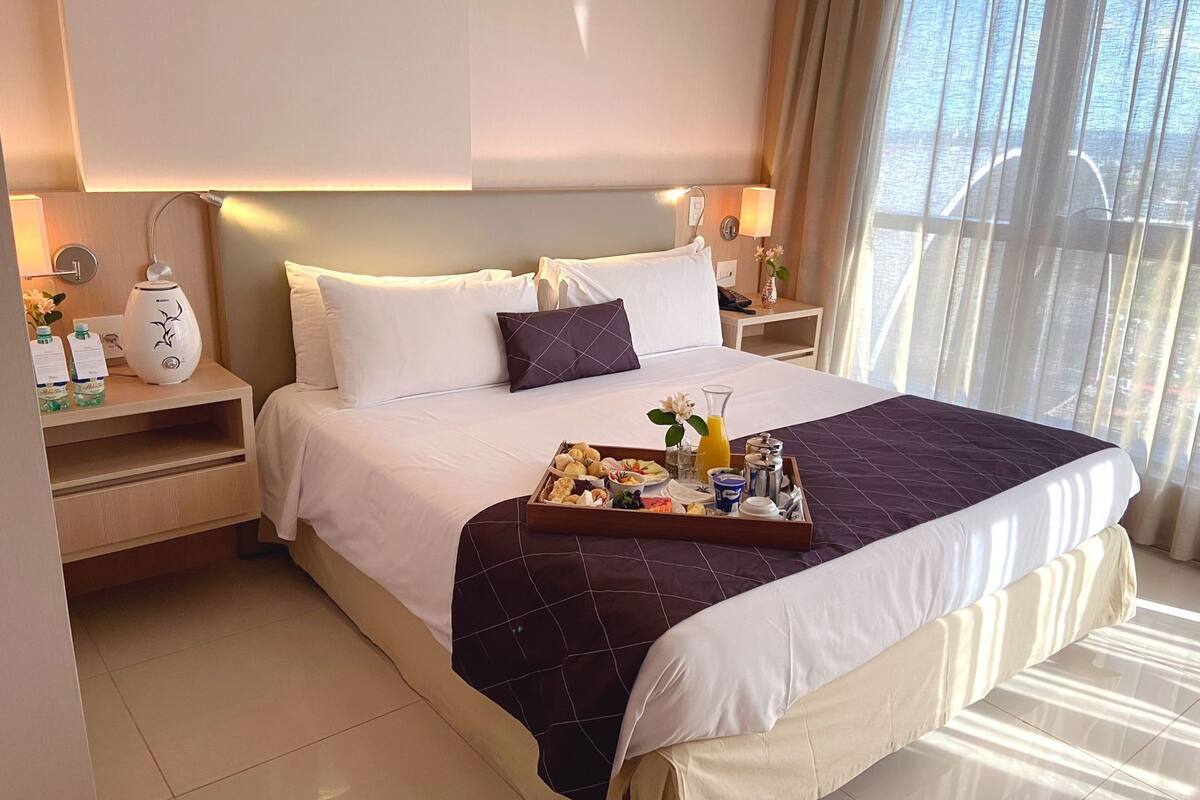 Minibar, in-room safe, desk, laptop workspace