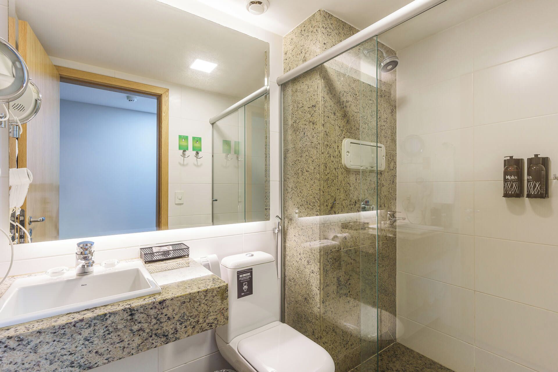 shower, rainfall showerhead, free toiletries, hair dryer