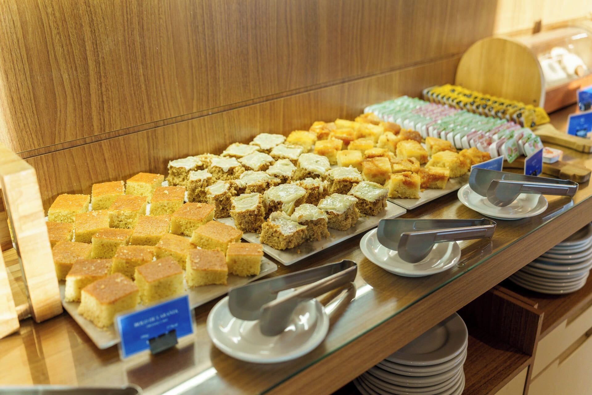 Sarapan prasmanan