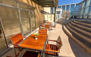 Terrasse au soleil