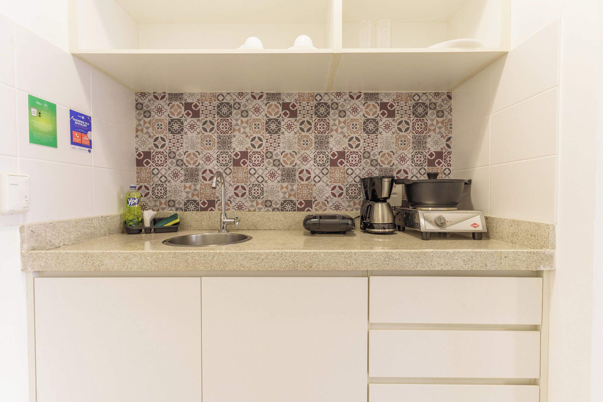 double room, kitchenette | private kitchen | mini-fridge, microwave