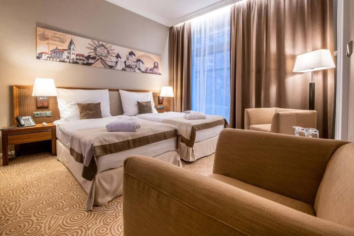 superior double or twin room | 1 bedroom, hypo-allergenic bedding, minibar, in-room safe