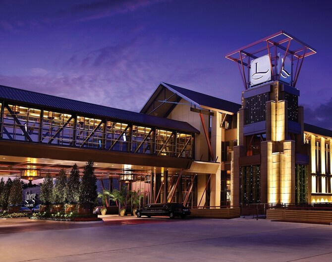 L'Auberge Casino Hotel Baton Rouge: 2022 Room Prices, Deals ...