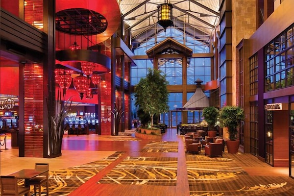 Pintu masuk interior