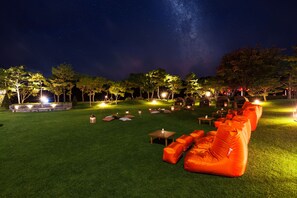 2 restaurants, breakfast, lunch, dinner served; Modern European cuisine - Sono Belle Yangpyeong (Yangpyeong)