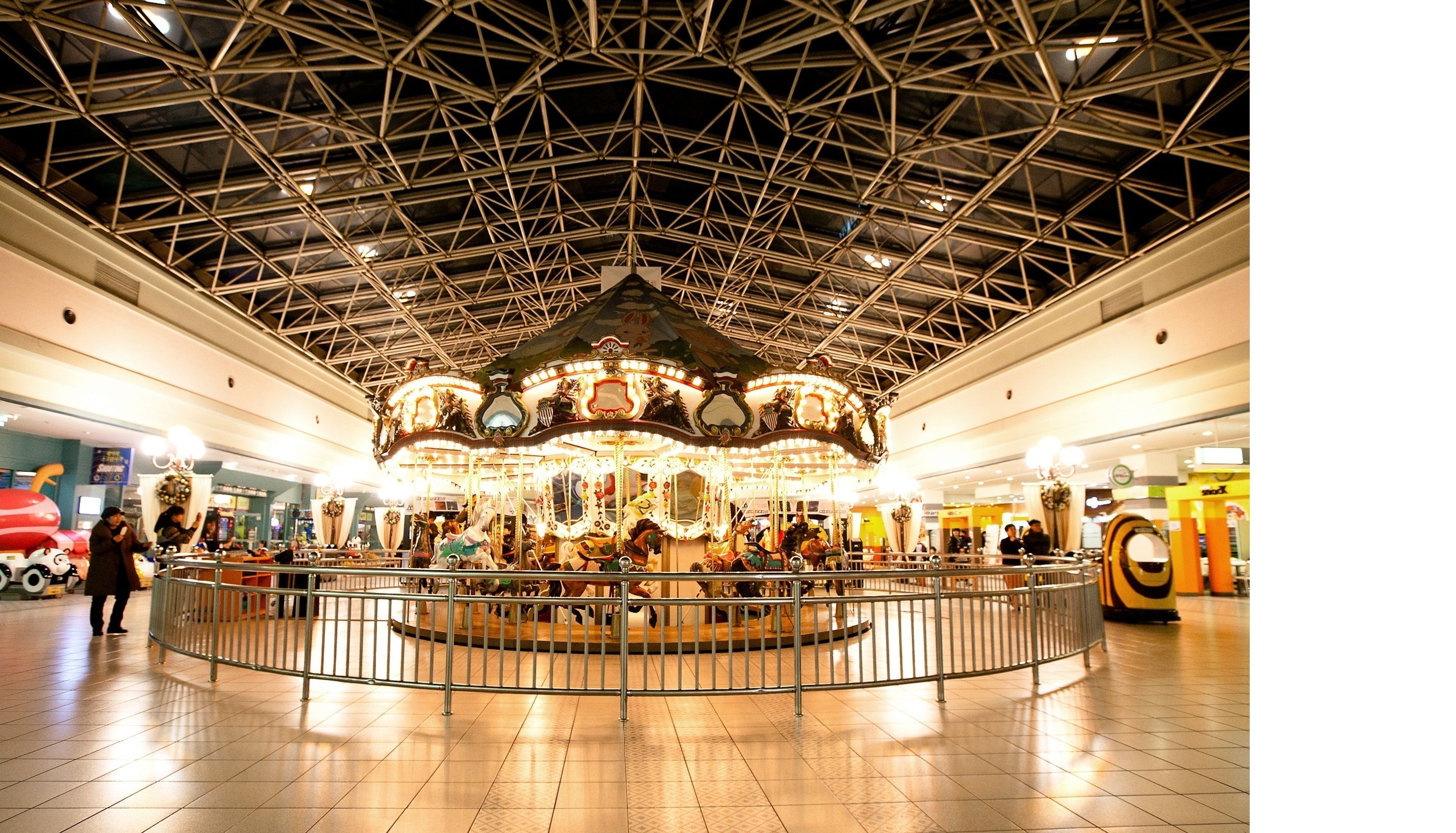 1 bedroom, premium bedding, blackout curtains, soundproofing