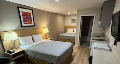 Parkway Motel & European Lodges
