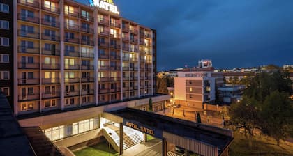 Hotel Satel