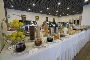 Desayuno buffet incluido todos los días