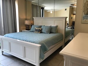 XL Studio, Non-Gulf View