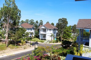 View from property - Viva - Home Vacation Rental Phan Thiet (Phan Thiet)