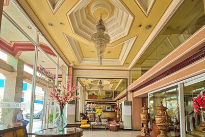 Hotel Uno Davao City