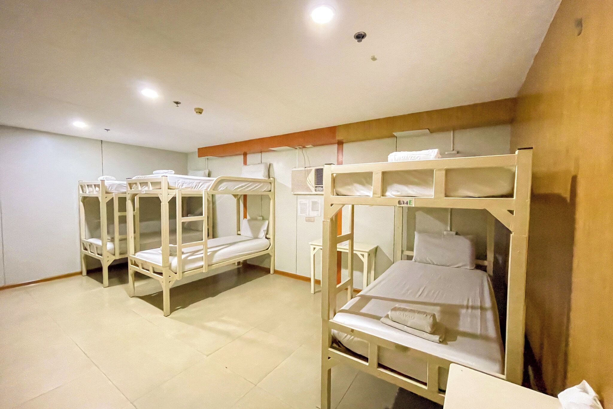 Studio | In-room safe, desk, soundproofing, WiFi (free)