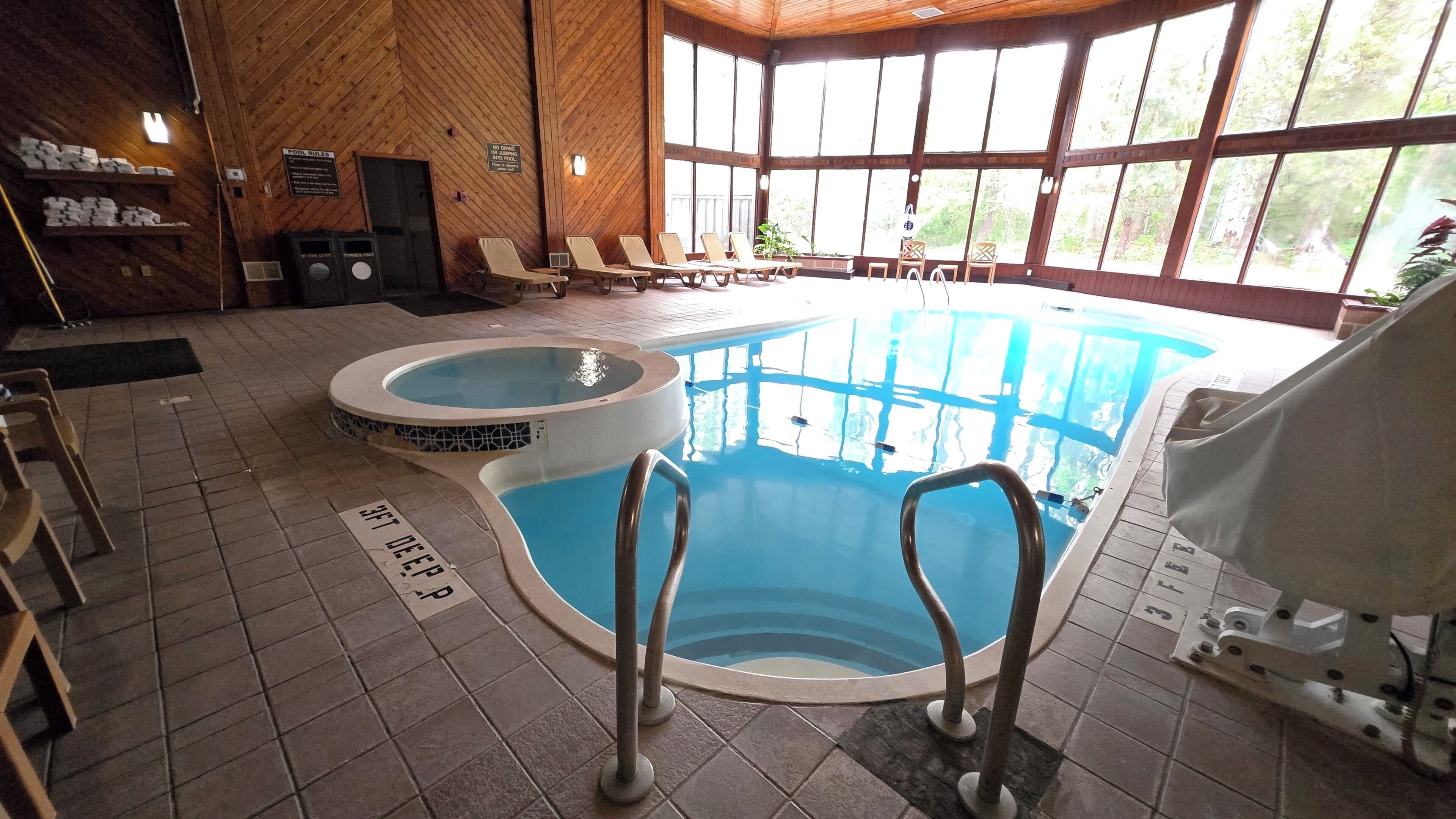 屋内プール