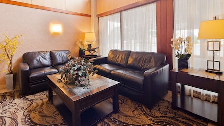 Vestíbulo. Best Western Clifton Park