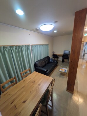 Property amenity - Hotel Meigetsu (Tokyo)