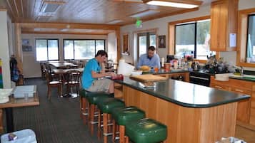 Daily continental breakfast (USD 5 per person)