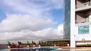 Outdoor pool - GBW Hotel (Johor Bahru)
