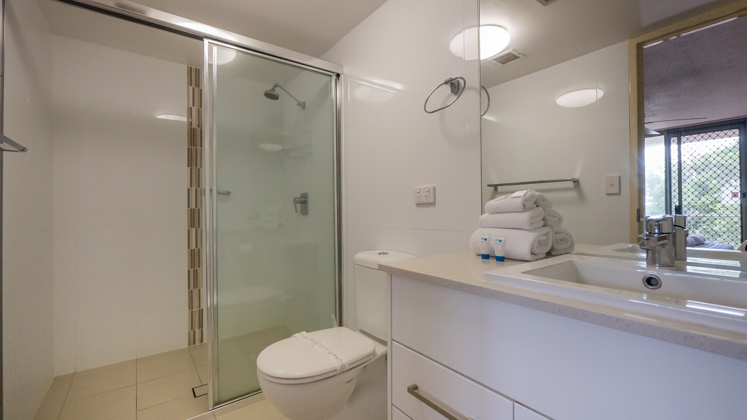 Montana Palms Resort — image 12